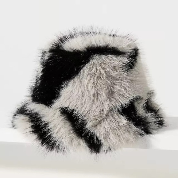 Anthropologie Colorblock New Chic Black and White Faux Fur Bucket Hat main image 3